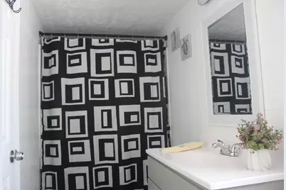 27 Inca Drive SW, Grand Rapids, MI 49548 - Photo 14