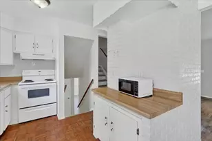 6305 Marlow St, Portage, MI 49024 - Photo 12