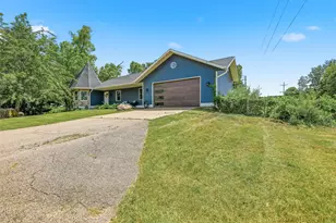 1034 130th Ave, Wayland, MI 49348 - Photo 6