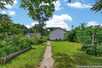 326 Mason Avenue, Muskegon, MI 49441 - Photo 22