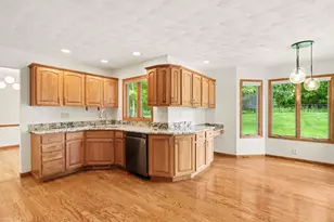 107 Westchester Way, Battle Creek, MI 49015 - Photo 10