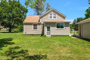5830 124th Ave, Fennville, MI 49408 - Photo 6