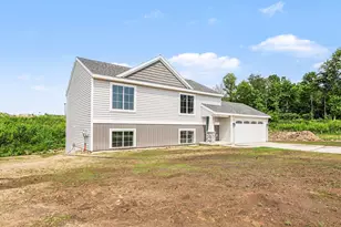 4284 Old Farm Dr, Wayland, MI 49348 - Photo 2
