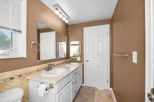 1121 Hollyhock Dr, Grand Blanc, MI 48439 - Photo 36