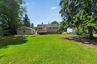 284 Stanford Ln, Jackson, MI 49203 - Photo 38