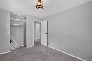 284 Stanford Ln, Jackson, MI 49203 - Photo 24