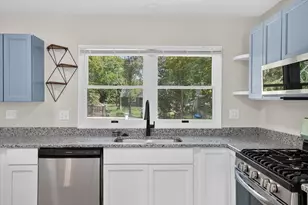 284 Stanford Ln, Jackson, MI 49203 - Photo 18