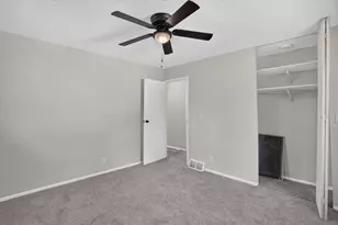 284 Stanford Ln, Jackson, MI 49203 - Photo 20