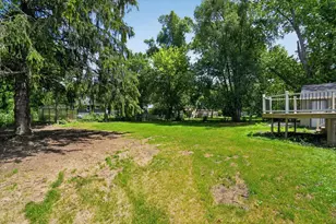 284 Stanford Ln, Jackson, MI 49203 - Photo 36