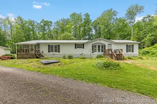 3511 Engle Rd, Middleville, MI 49333 - Photo 2