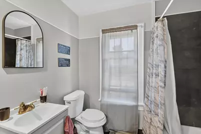 349 E Empire Avenue, Benton Harbor, MI 49022 - Photo 16