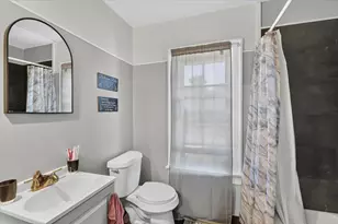 349 E Empire Ave, Benton Harbor, MI 49022 - Photo 16