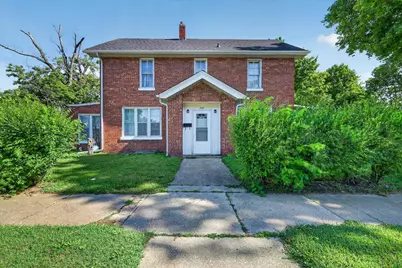 349 E Empire Avenue, Benton Harbor, MI 49022 - Photo 1