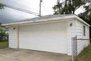 24162 Dartmouth St, Dearborn, MI 48124 - Photo 10