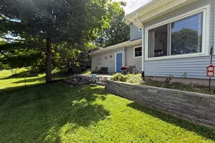 334 N Grand St, Marshall, MI 49068 - Photo 22