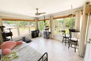 334 N Grand St, Marshall, MI 49068 - Photo 6