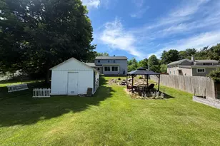 334 N Grand St, Marshall, MI 49068 - Photo 26