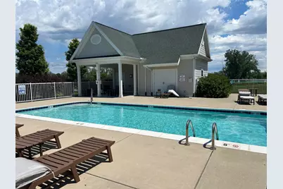 420 Golden Bear Court, Saint Joseph, MI 49085 - Photo 8