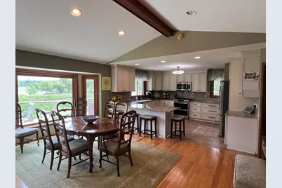 3010 Loon Lake Shores Road, Waterford, MI 48329 - Photo 10