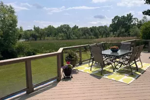 3010 Loon Lake Shores Rd, Waterford, MI 48329 - Photo 2