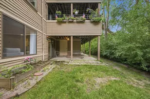 300 Briarcrest Dr, Ann Arbor, MI 48104 - Photo 38