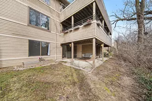 300 Briarcrest Dr, Ann Arbor, MI 48104 - Photo 26