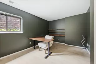 300 Briarcrest Dr, Ann Arbor, MI 48104 - Photo 22