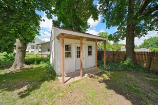 746 Kennedy St, Jackson, MI 49202 - Photo 48