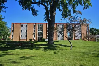 173 E Michigan Avenue #203B, Three Rivers, MI 49093 - Photo 1