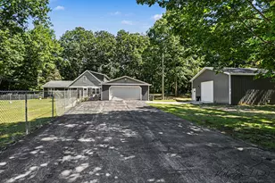 17566 Blue Star Memorial Hwy, South Haven, MI 49090 - Photo 10