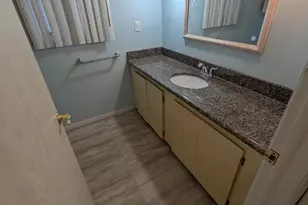 11235 Common Rd, Warren, MI 48093 - Photo 10