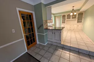 11235 Common Rd, Warren, MI 48093 - Photo 8