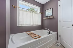 3701 Taunton Trl, Portage, MI 49024 - Photo 24