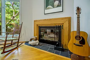 555 Glendale Cir, Ann Arbor, MI 48103 - Photo 6