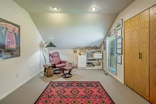 555 Glendale Cir, Ann Arbor, MI 48103 - Photo 18
