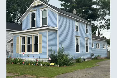 133 W Slosson Avenue, Reed City, MI 49677 - Photo 2