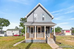 1380 Sanford St, Muskegon, MI 49441 - Photo 18