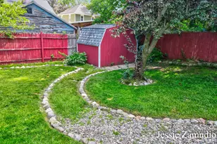 947 Lyon St NE, Grand Rapids, MI 49503 - Photo 36