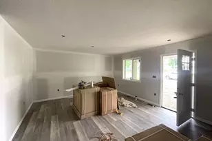 1111 Lansing Ave, Jackson, MI 49202 - Photo 4