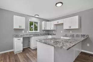 1111 Lansing Ave, Jackson, MI 49202 - Photo 8