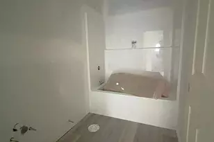 1111 Lansing Ave, Jackson, MI 49202 - Photo 6