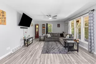 18249 8 Mile Rd, Stanwood, MI 49346 - Photo 8