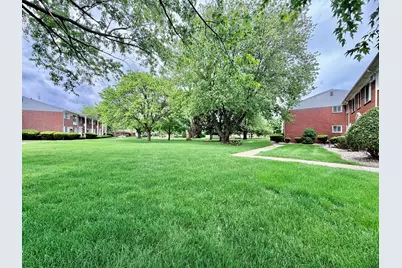 1705 Charlton Road, Trenton, MI 48183 - Photo 4