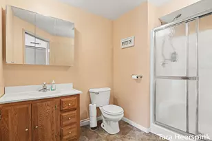 6237 Arroyo Vista Dr NE, Rockford, MI 49341 - Photo 20