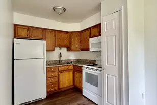 1701 Charlton Rd, Trenton, MI 48183 - Photo 8