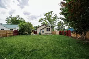 806 West St, Three Rivers, MI 49093 - Photo 26