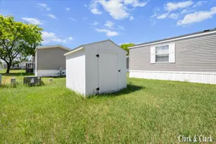 12739 Meadow Dr, Wayland, MI 49348 - Photo 20