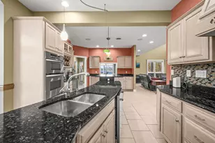 2349 Riverside Pointe Dr, Saint Joseph, MI 49085 - Photo 18