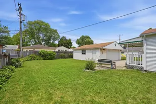 35843 Rewa St, Clinton Twp, MI 48035 - Photo 28