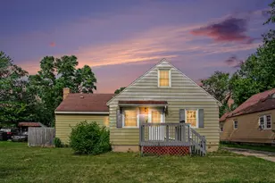 2461 Longstreet Ave SW, Wyoming, MI 49509 - Photo 8